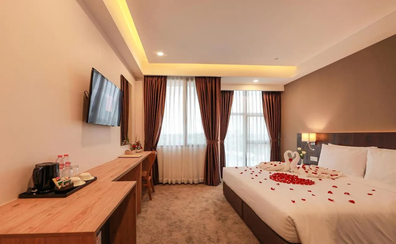 Hlaine Tet Hotel Yangon