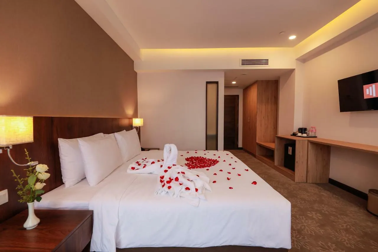 Hlaine Tet Hotel Yangon