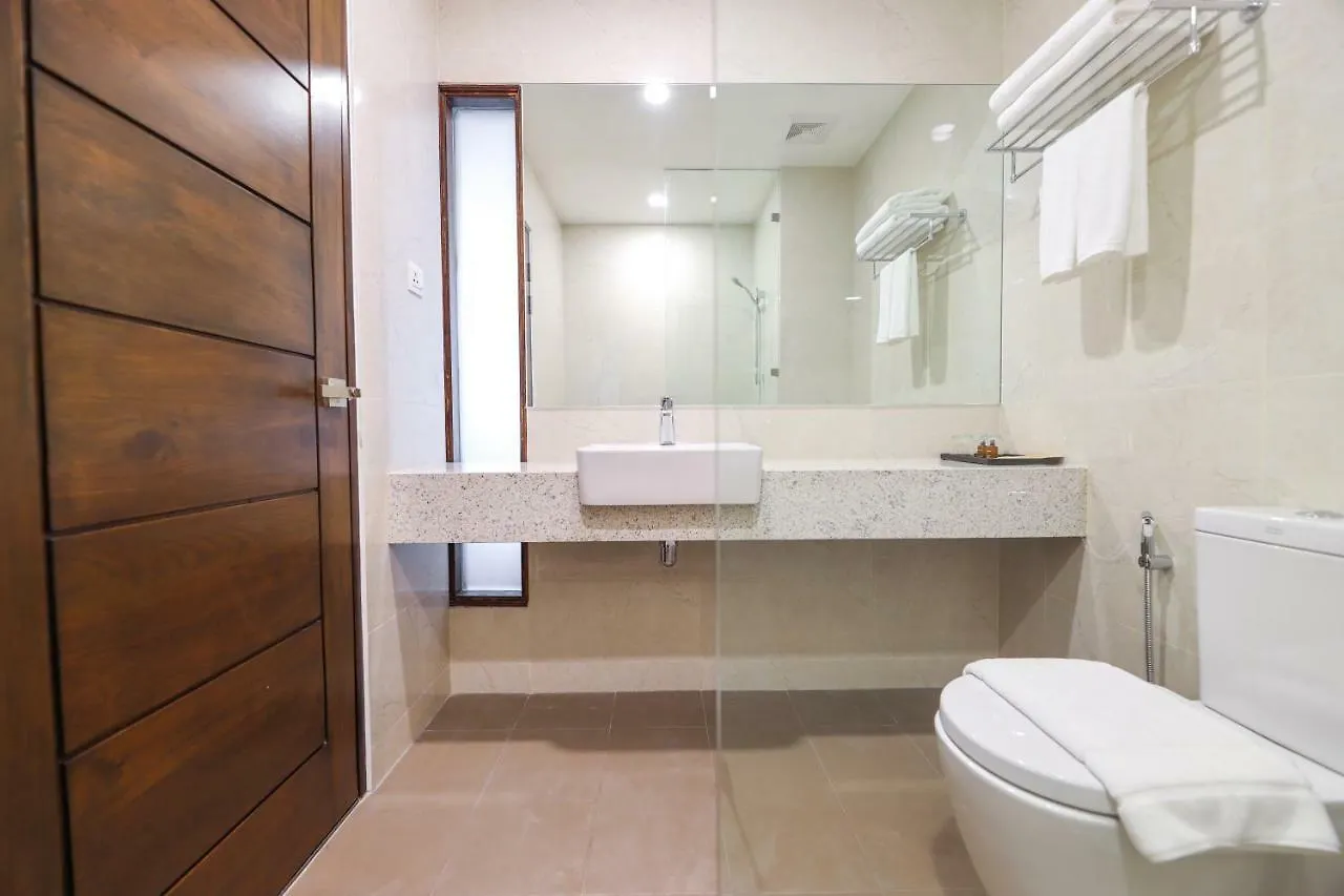 Hlaine Tet Hotel Yangon