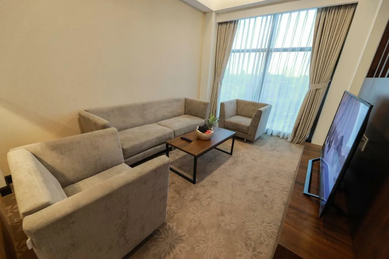 Hlaine Tet Hotel Yangon